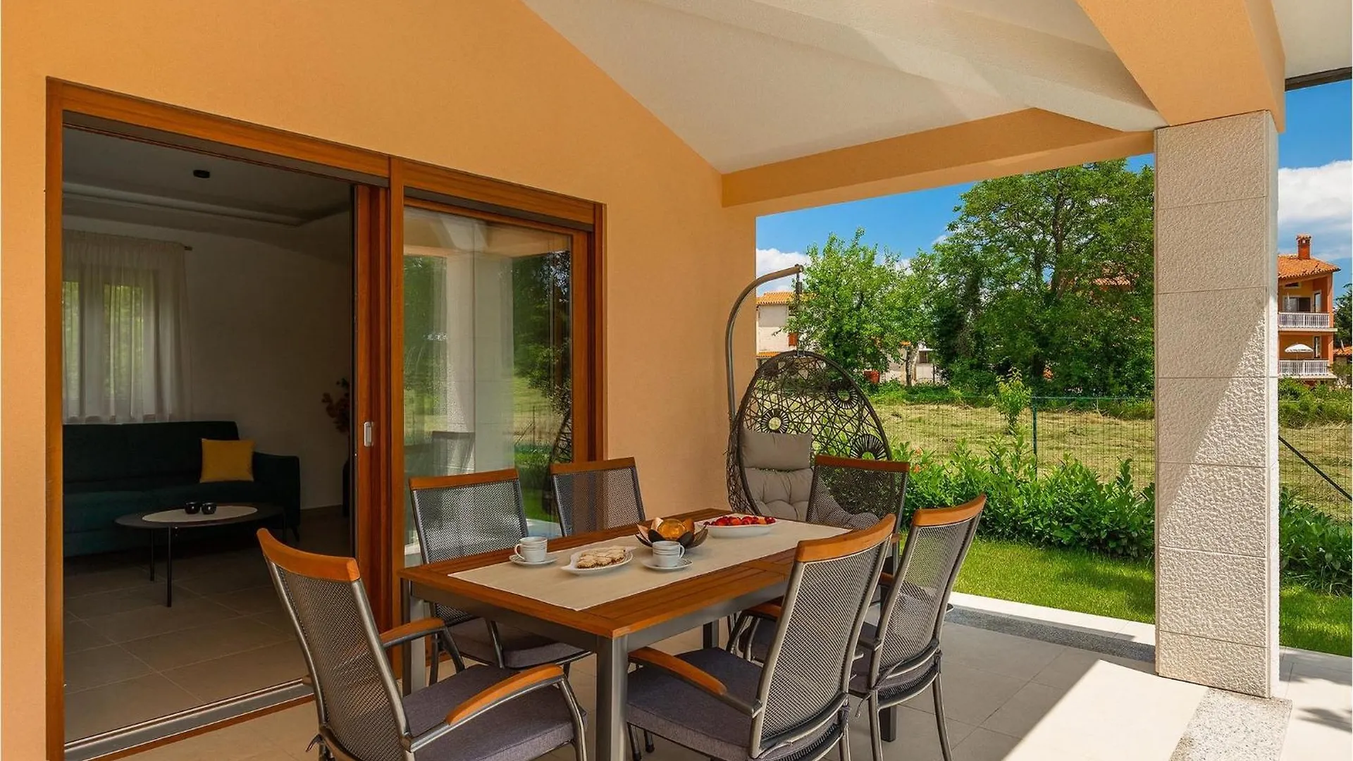 Villa Dora N Nedescina Croatia