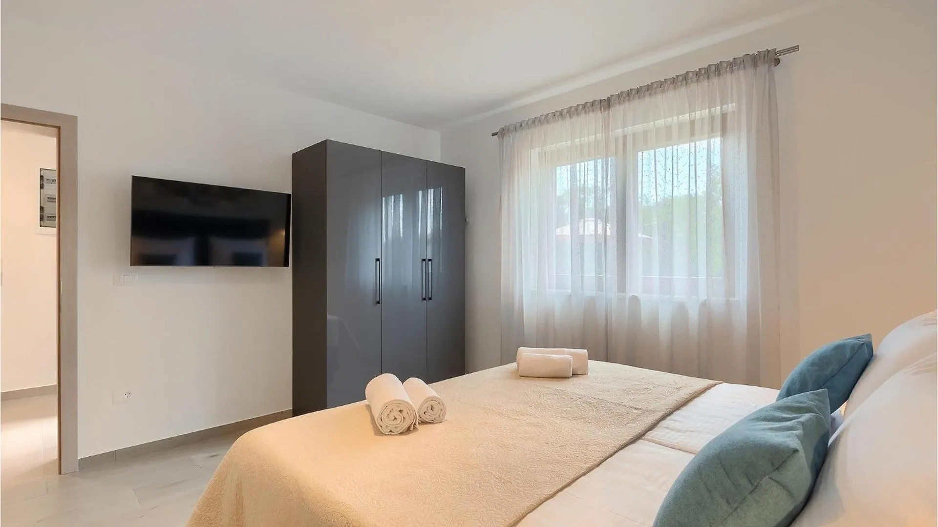 Villa Dora N Nedescina Holiday home