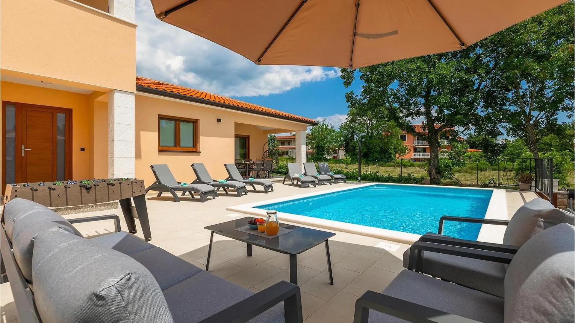 Holiday home Villa Dora N Nedescina